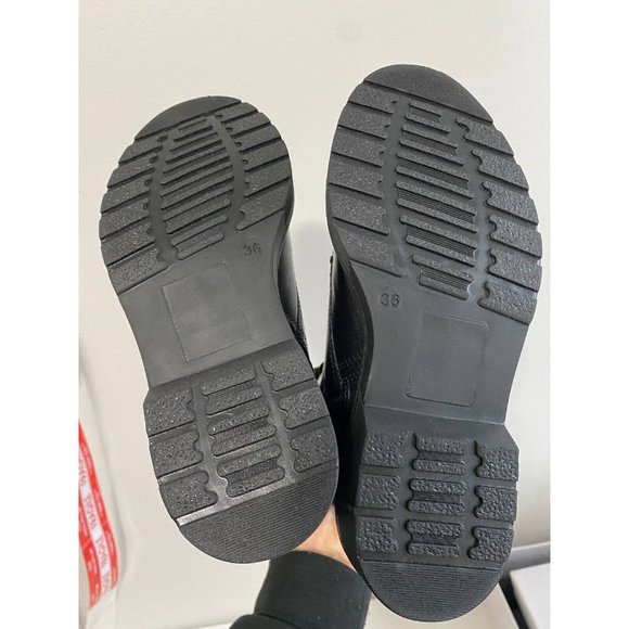 Steve Madden Womens ANTONIAA Black Leather Boot, Size 6 - Picture 6 of 7